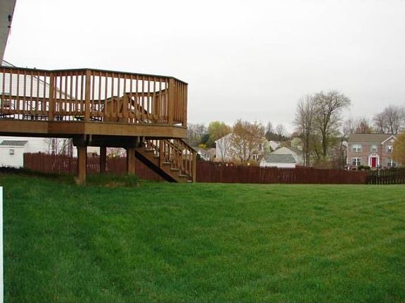 Rear Deck_Yard
