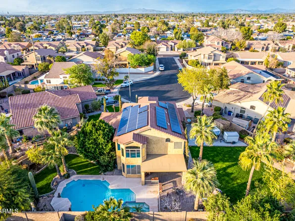 261 S Cottonwood Court, Gilbert, AZ 85296