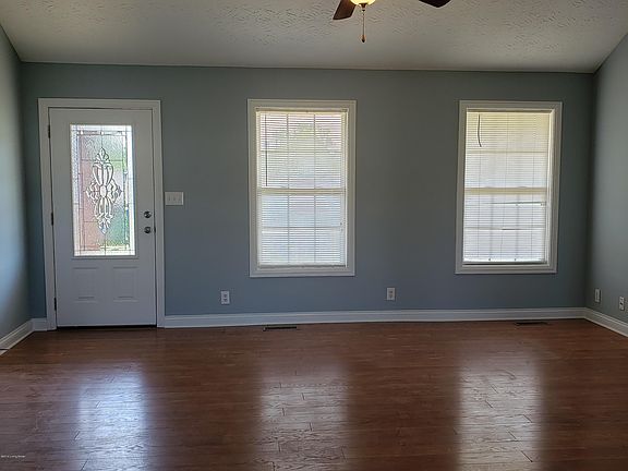 2nd image of 359 Sycamore Dr