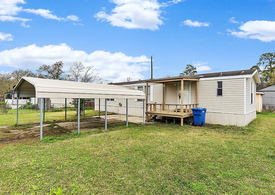 1st image of 134 Lilac Cir
