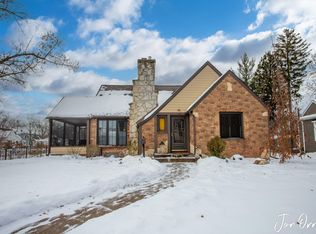 550 Washington Ave, Holland, MI 49423