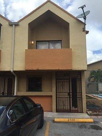 2nd image of 2631 W 52nd Pl