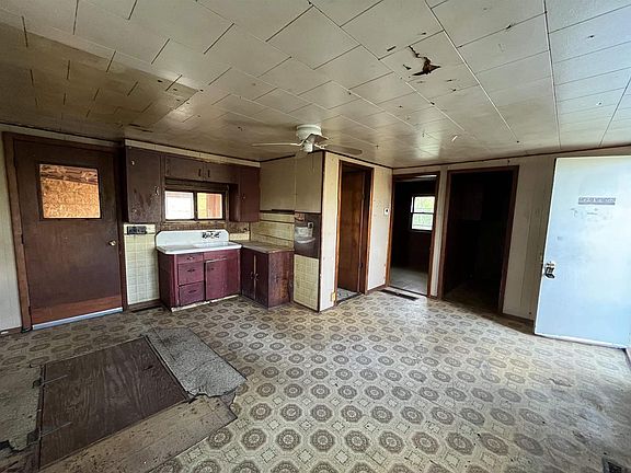 2nd image of 947 Meyer Road