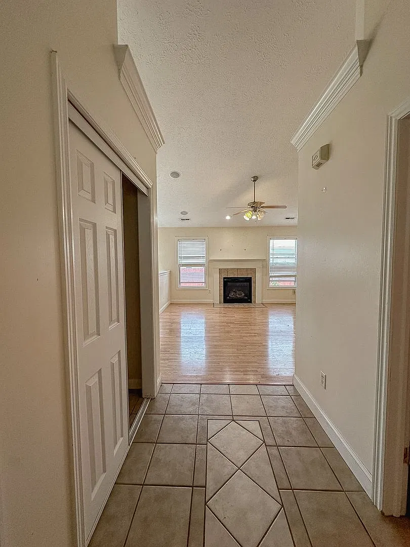 3 Bedroom 2 Bath Home - West Lafayette School District — Photo 2