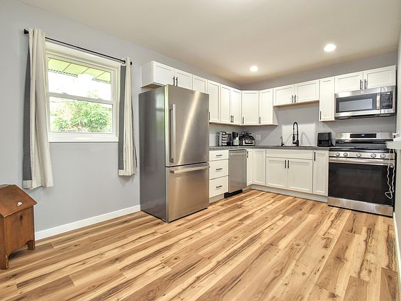 5th image of 2135 W Orlando Dr