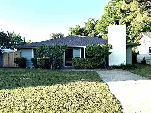 2953 Stearns Ave Photo 1