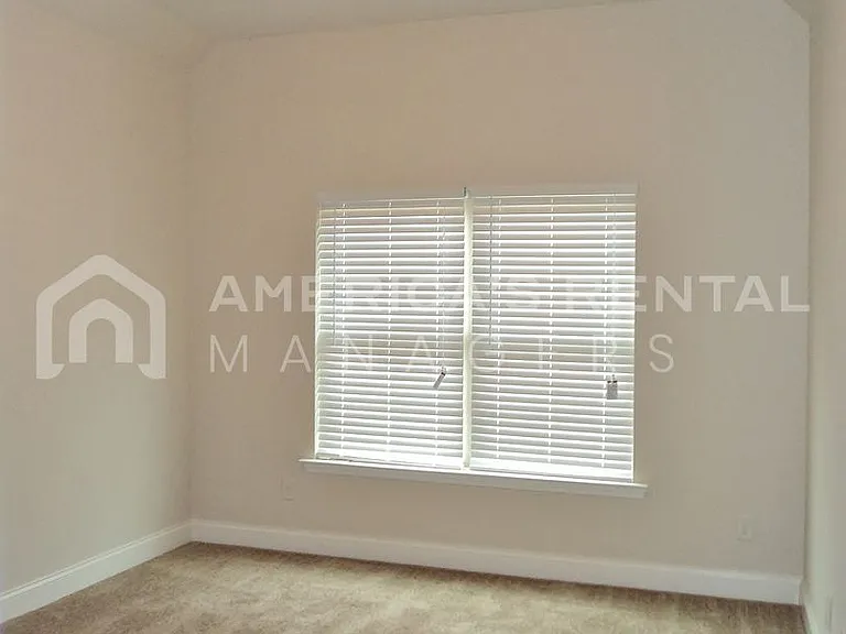 3768 Creekside Way — Photo 18