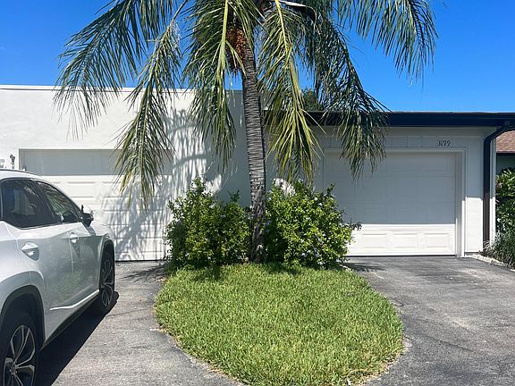 2nd image of 3203 Boca Ciega Dr