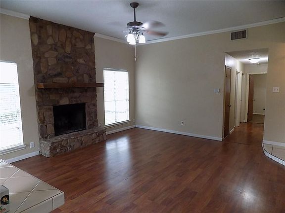 4th image of 13317 Scenic Cir