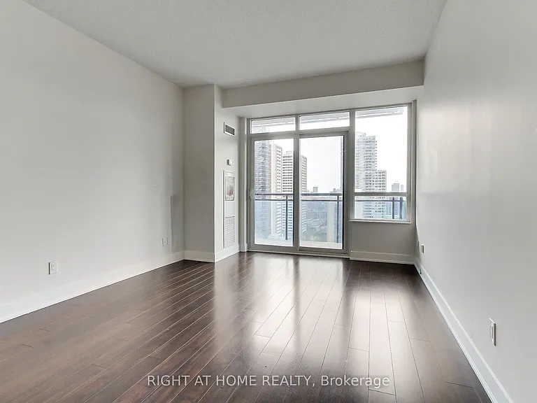28 Linden St #1405 — Photo 22