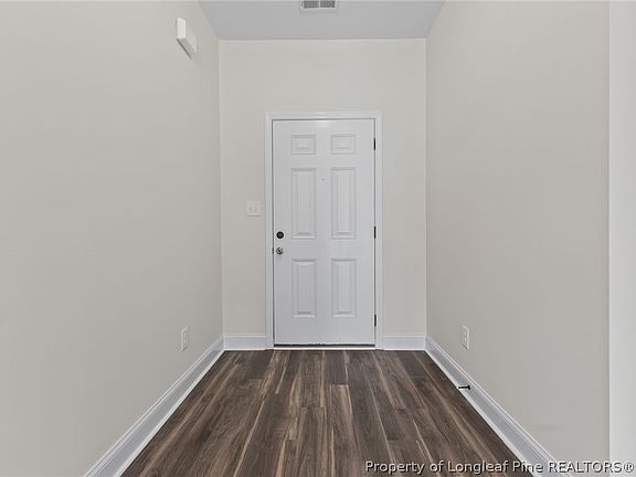 4th image of 103 Orchard Ln