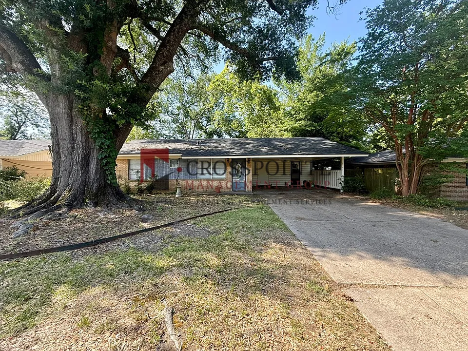 2741 Amy Ln