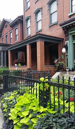 2nd image of 514 W North Ave #5