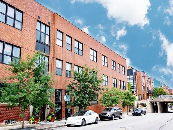 1728 N Damen Ave APT 112, Chicago, IL 60647