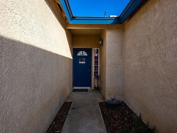 3rd image of 1318 Peachwood St