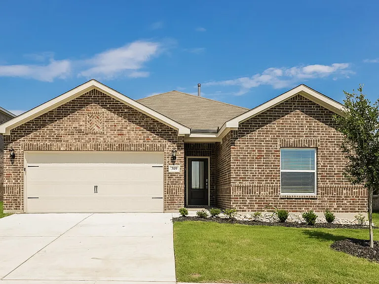 309 Julian Davis Dr — Photo 1