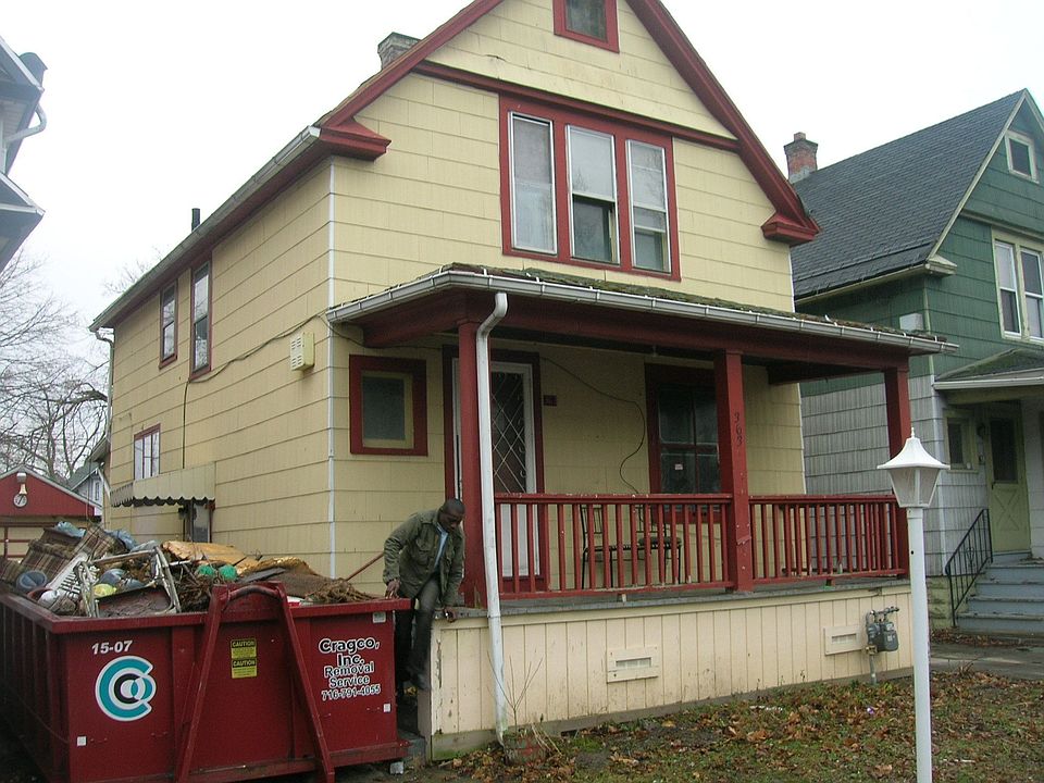 2nd image of 363 Florida St