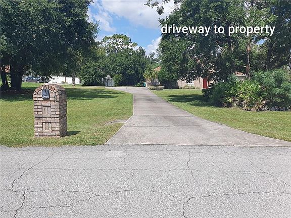 2nd image of 1975 Grove Ct