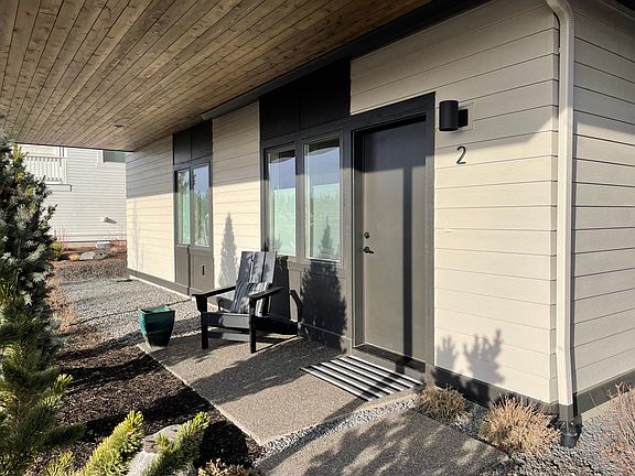 Beautiful covered porch and entry