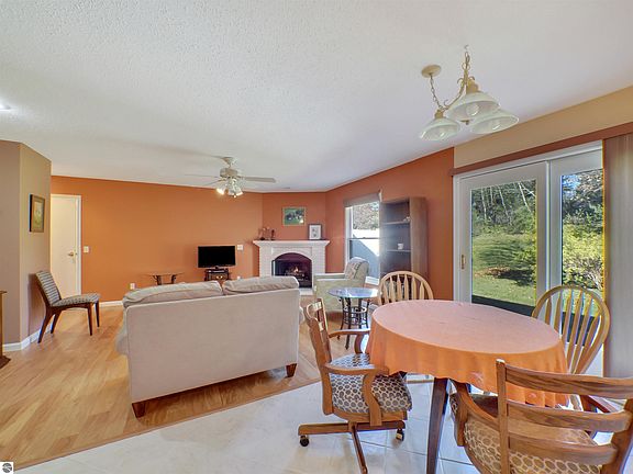 5th image of 7136 Cherrywood Ct