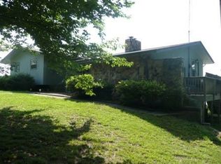 212 Lake Circle Dr, Harriman, TN 37748