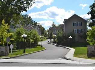 14 Morton St APT 9, Danbury, CT