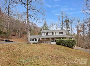 33 Ivy Cove Rd, Fairview, NC 28730