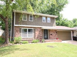 5125 Aurora Ave, Des Moines, IA 50310