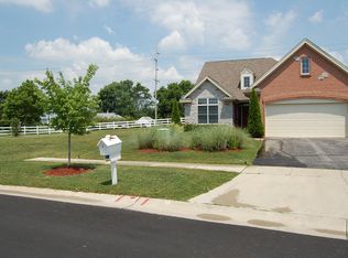 5748 Walnut Cove Rd, Sylvania, OH