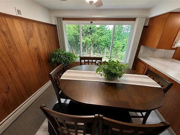 5th image of 75 Hobson Ave
