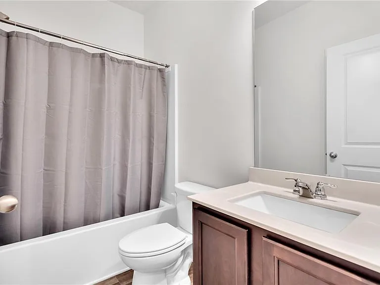 Darby Dr — Photo 11