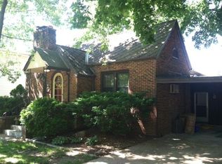 1118 W Healey St, Champaign, IL 61821