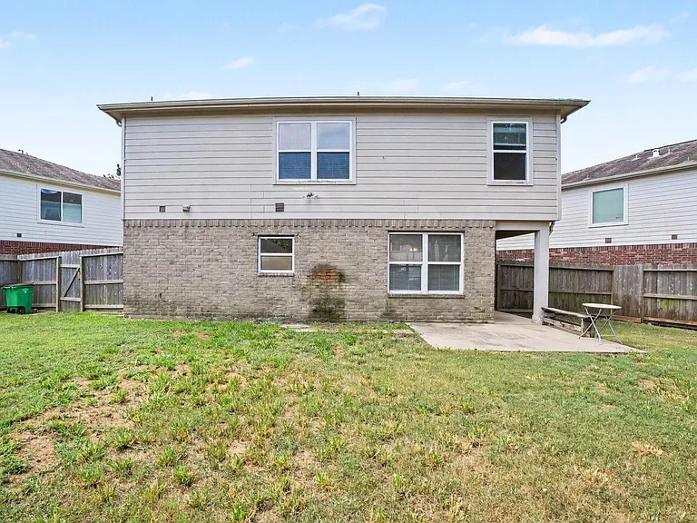 19130 Edens Dawn Dr — Photo 36