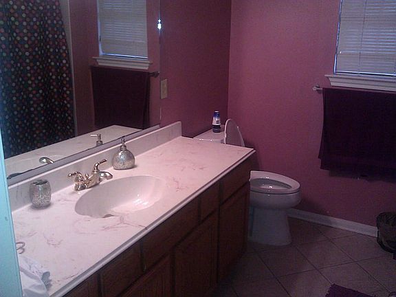 5th image of 1315 Paul Quinn St