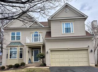 102 Burt Ct NE, Leesburg, VA 20176