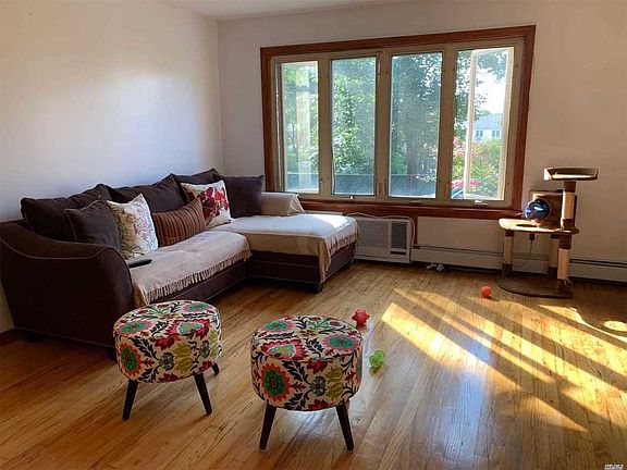 2nd image of 1907 Clintonville St #1