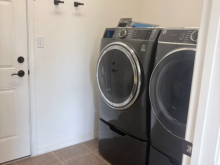 109 Cinnamon Dr #1 — Photo 7