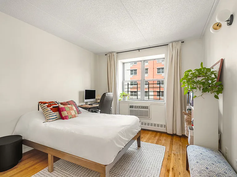1825 Madison Ave #4G — Photo 7