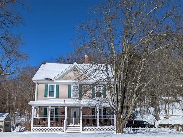 77 Church St, Gilbertville, MA 01031