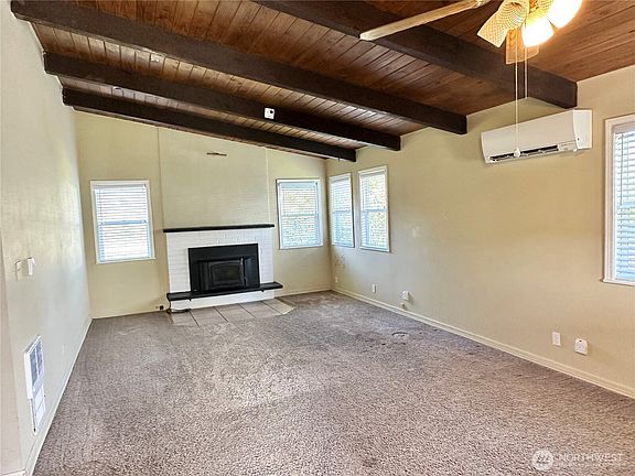 3rd image of 142 Point Brown Avenue SE