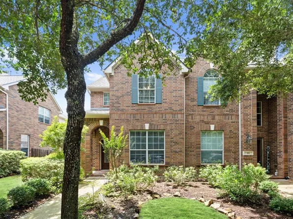 19 Avenswood Place, The Woodlands, TX 77382