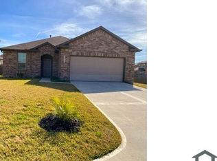 13238 Barrington Oaks Cir, Houston, TX 77044