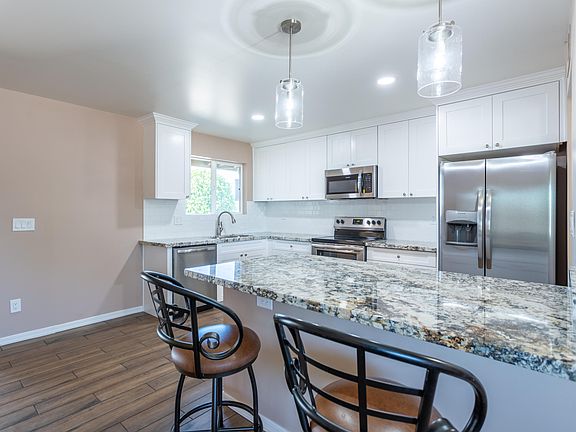 3rd image of 10114 W Palmer Dr