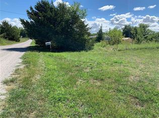 18 Quail Meadow Dr, Mound City, KS 66056