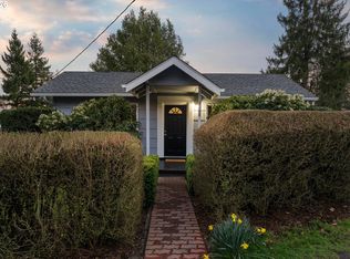 2668 SW Hume Ct, Portland, OR 97219