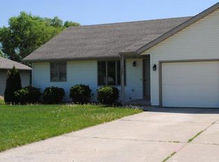 1605 Grand Ave, Prairie Du Sac, WI 53578