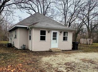 304 1st St, South Pekin, IL