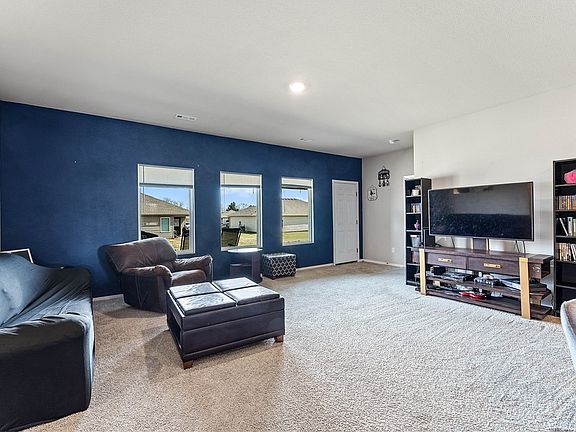4th image of 2816 Reynolds St