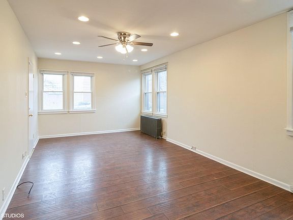 2nd image of 1342 Circle Ave #1