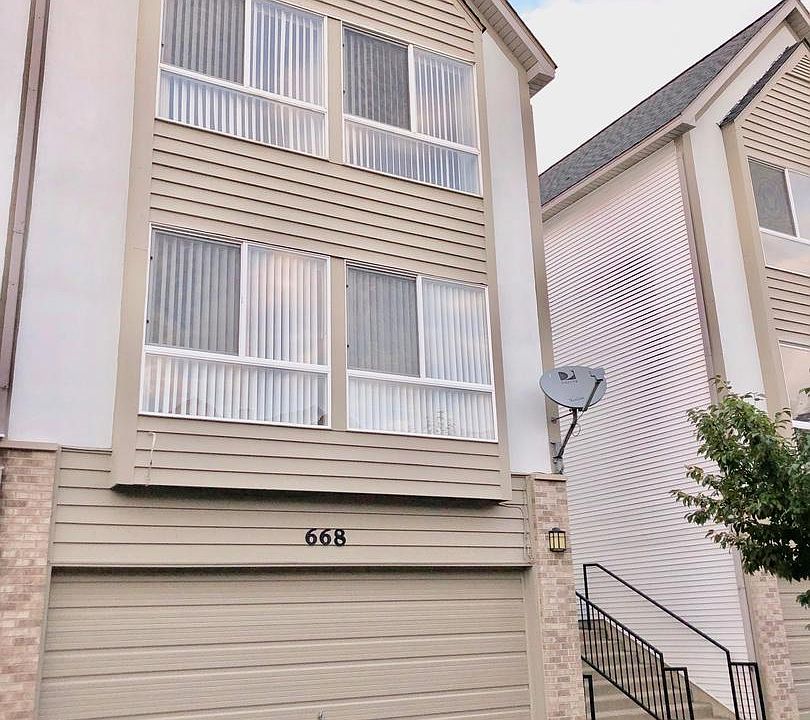 1st image of 668 Diamond Pointe Dr